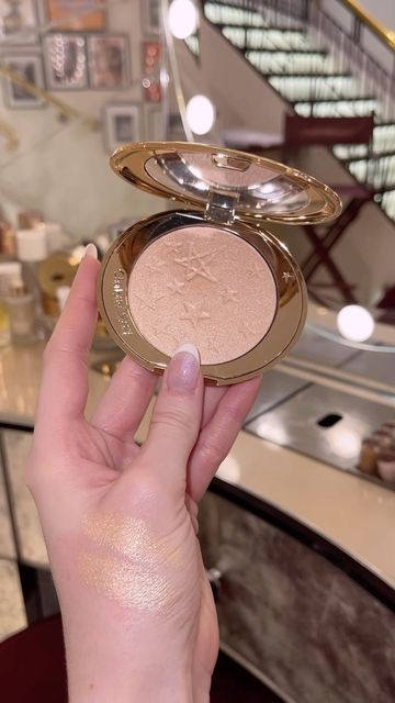 CHARLOTTE TILBURY HOLLYWOODGLOW GLIDE FACE ARCHITECT HIGHLIGHTER