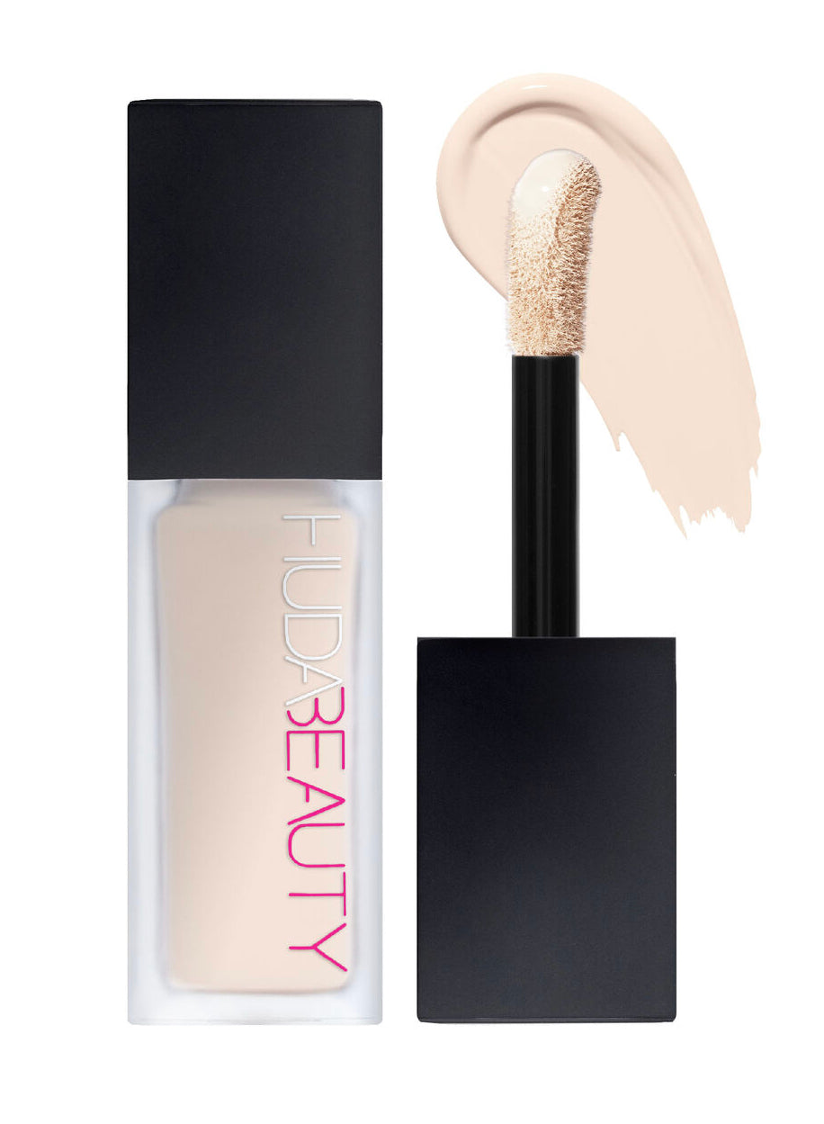 Huda Beauty FauxFilter Luminous Matte Concealer