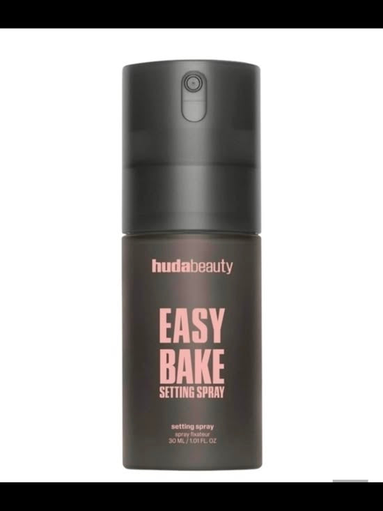 Huda beauty Easy Bake Setting Spray